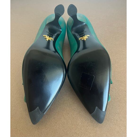 NWOB PRADA Leather Emerald Green Bow Top Faux Zipper Pointed Toe Heel Pumps 5.5 - Picture 9 of 12